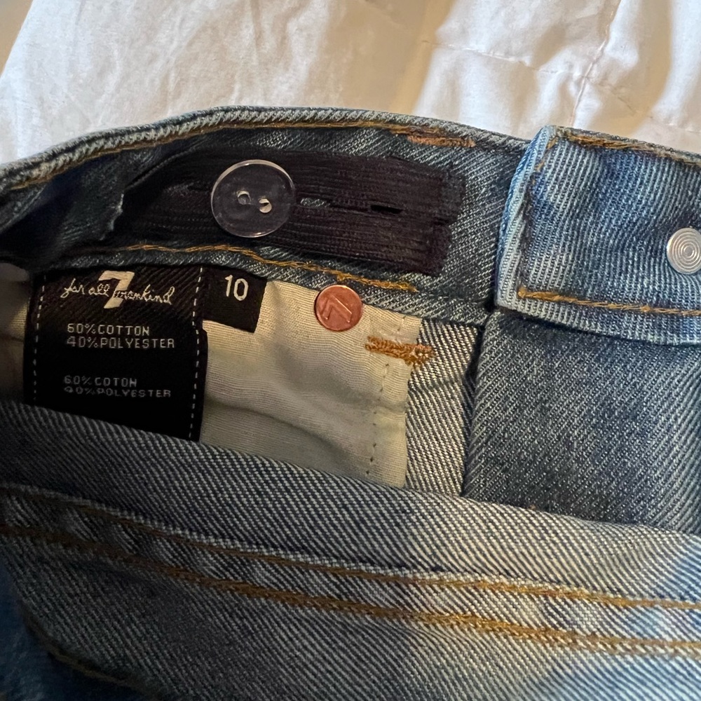 7 For All Mankind Girls Frayed hem Stretch Denim Short NWT - Picture 8 of 8